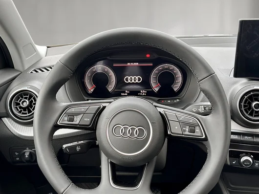 Bild eines Audi Q2 30 TFSI admired