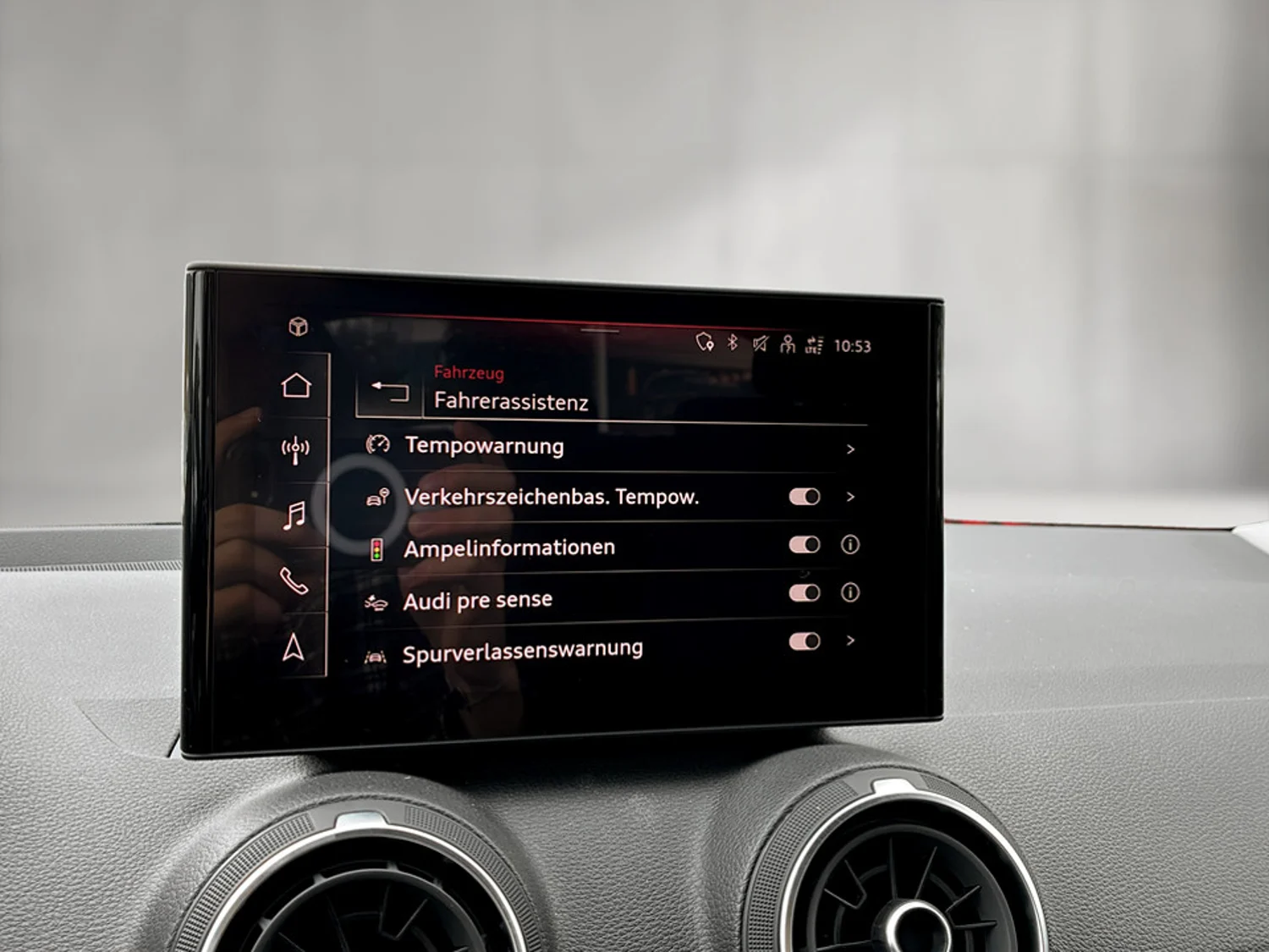 Bild eines Audi Q2 30 TFSI admired