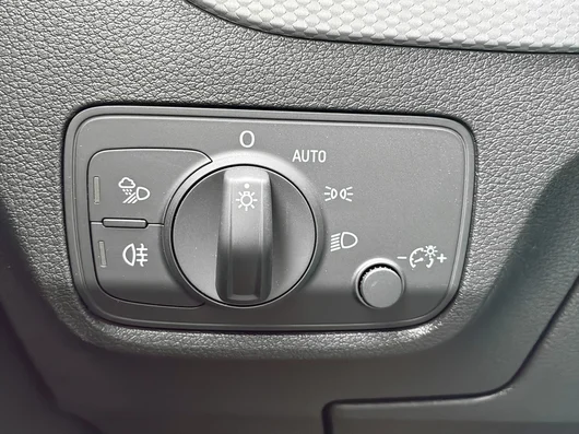Bild eines Audi Q2 30 TFSI admired
