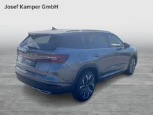 Škoda Kodiaq Sportline TSI mHEV DSG in Graphit-Grau Metallic
