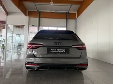 Audi A4 Avant 40 TFSI quattro S line in grau