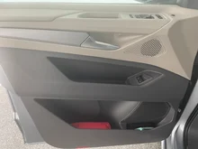 VW Multivan Style ÜH eHybrid 180 kW 4MOTION in Monosilber Metallic