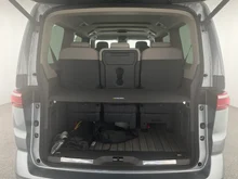 VW Multivan Style ÜH eHybrid 180 kW 4MOTION in Monosilber Metallic