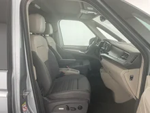 VW Multivan Style ÜH eHybrid 180 kW 4MOTION in Monosilber Metallic
