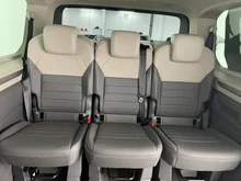 VW Multivan Style ÜH eHybrid 180 kW 4MOTION in Monosilber Metallic