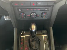 VW Amarok Canyon V6 TDI 4x4 permanent in honey orange metallic