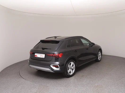 Bild eines Audi A3 allstreet 40 TFSI e