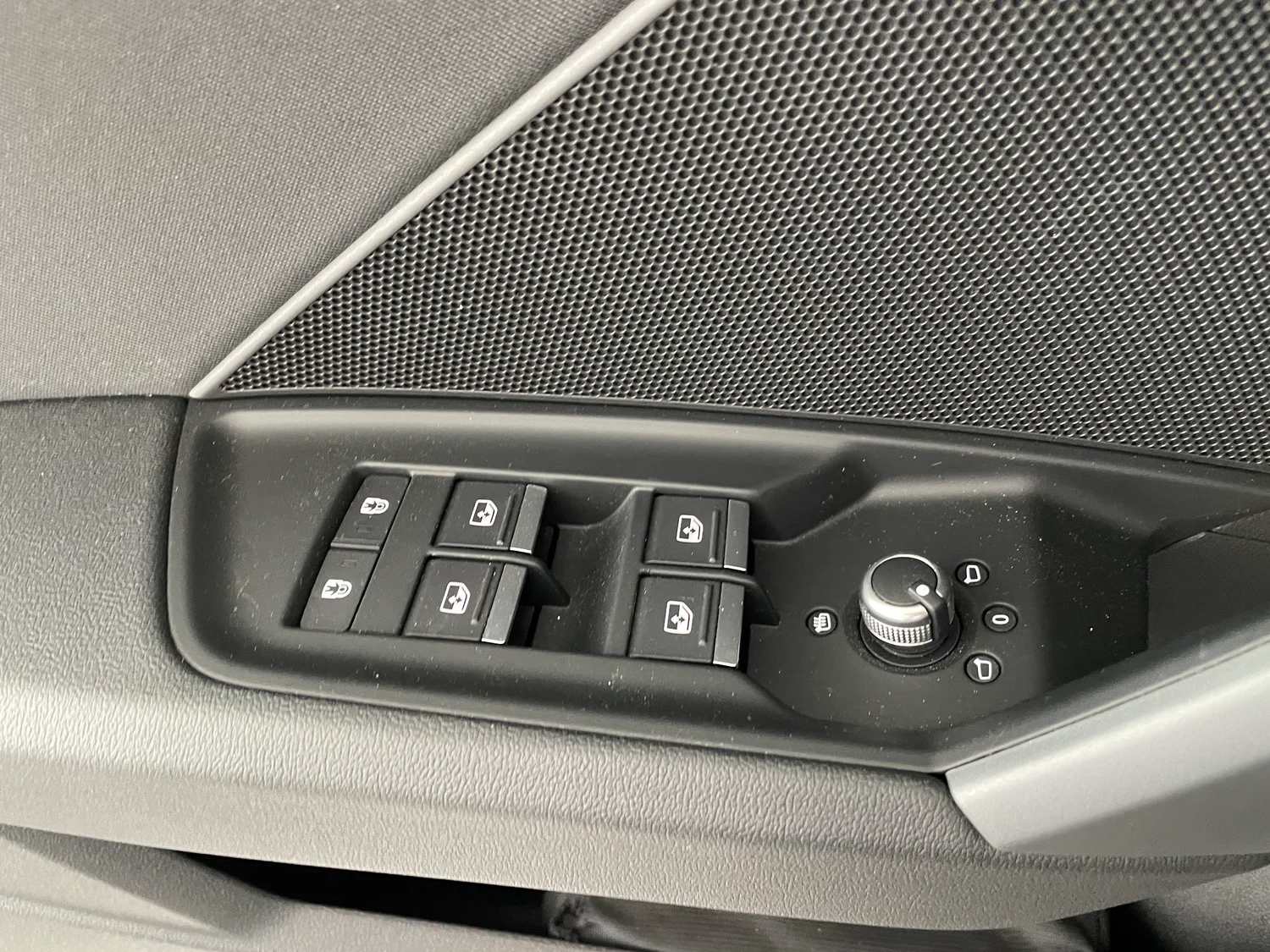 Bild eines Audi A3 allstreet 40 TFSI e
