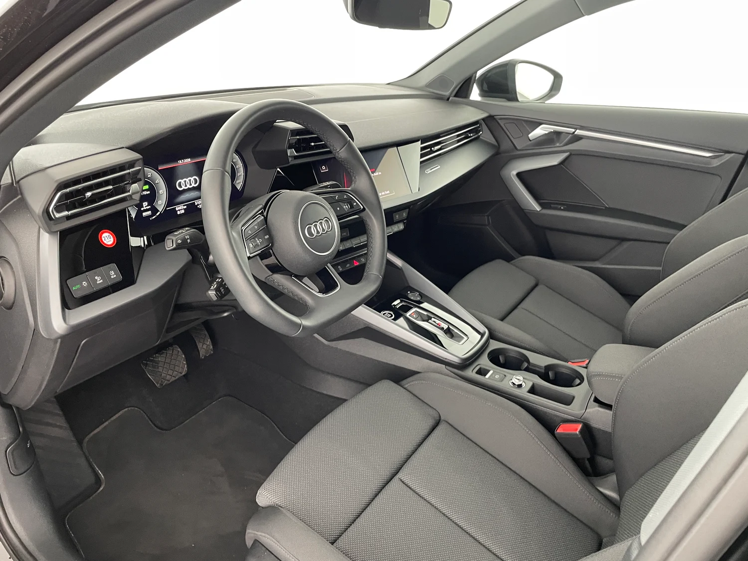 Bild eines Audi A3 allstreet 40 TFSI e