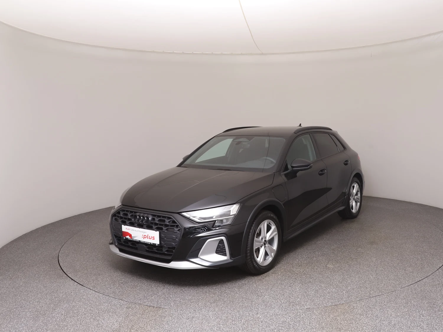 Bild eines Audi A3 allstreet 40 TFSI e