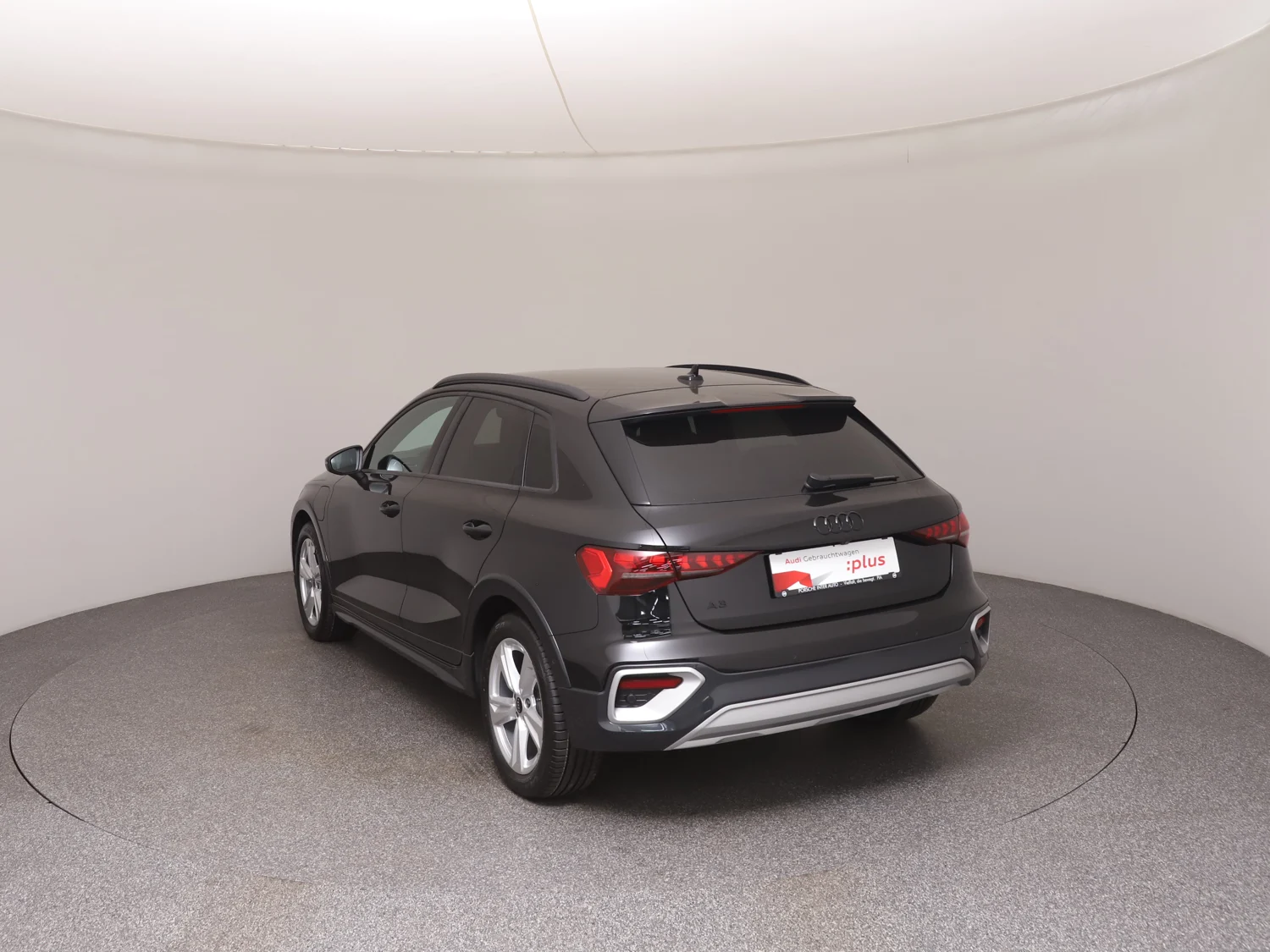 Bild eines Audi A3 allstreet 40 TFSI e