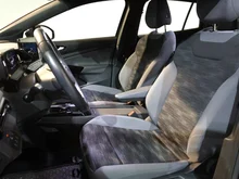 VW ID.4 Pro 4MOTION 195 kW in Grenadillschwarz Metallic