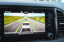 Thumbnail-Foto von Fahrzeug