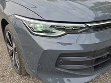 VW Golf Rabbit mHEV TSI DSG in Delfingrau Metallic