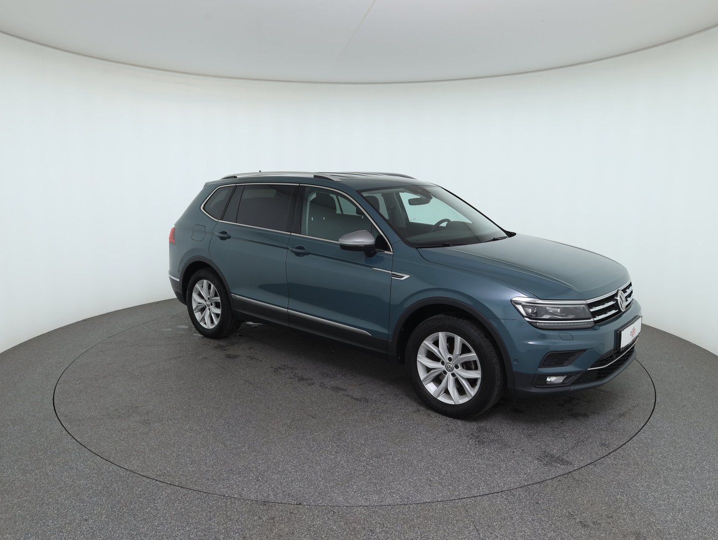 VW Tiguan Allspace Highline TSI OPF DSG | Bild 3 von 29