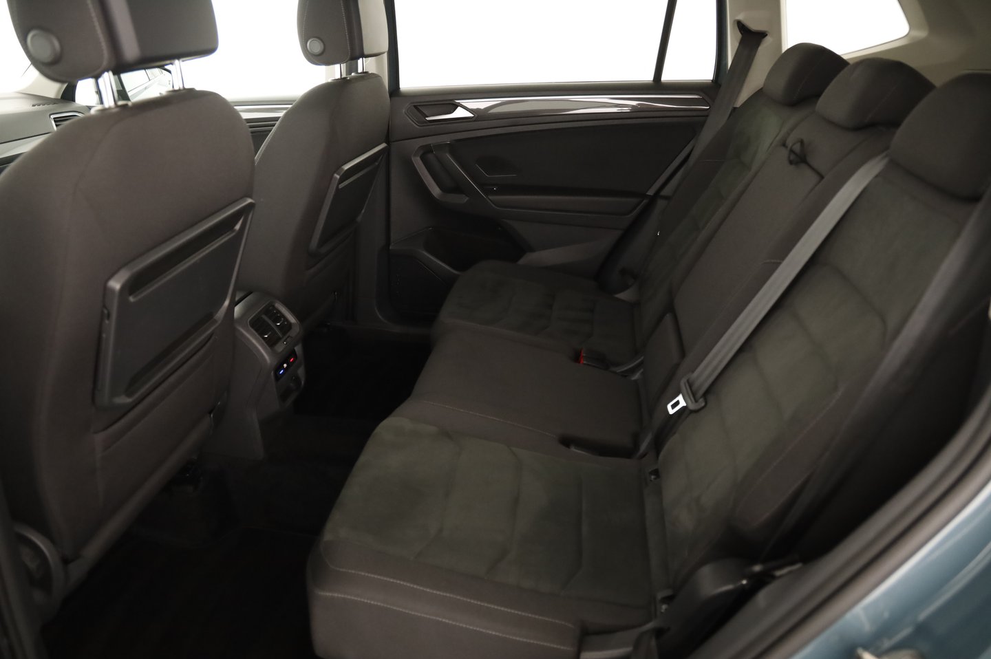 VW Tiguan Allspace Highline TSI OPF DSG | Bild 24 von 29