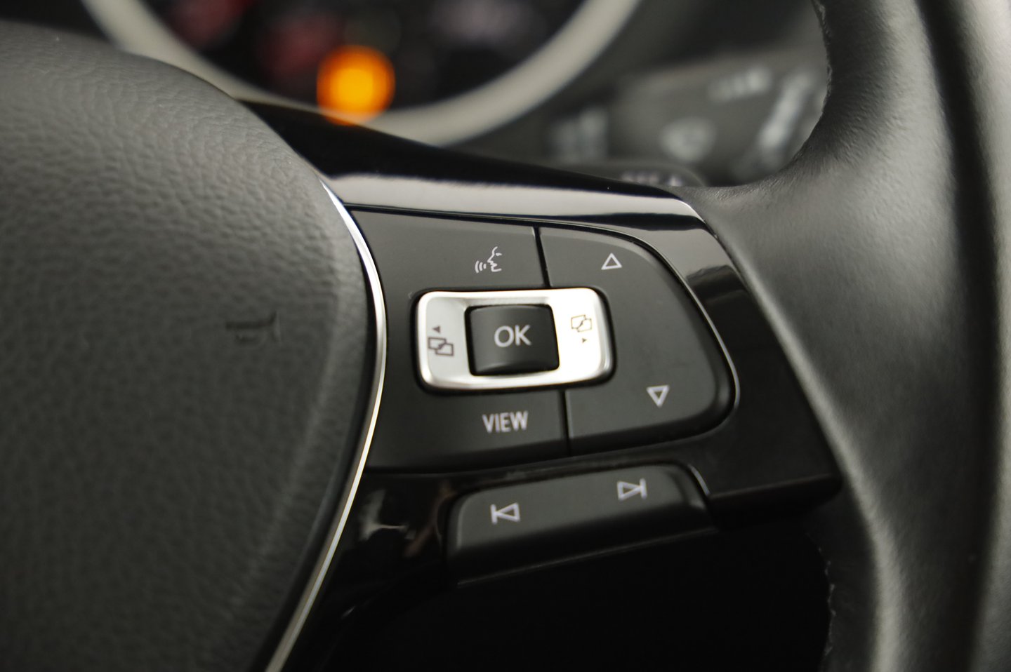 VW Tiguan Allspace Highline TSI OPF DSG | Bild 18 von 29