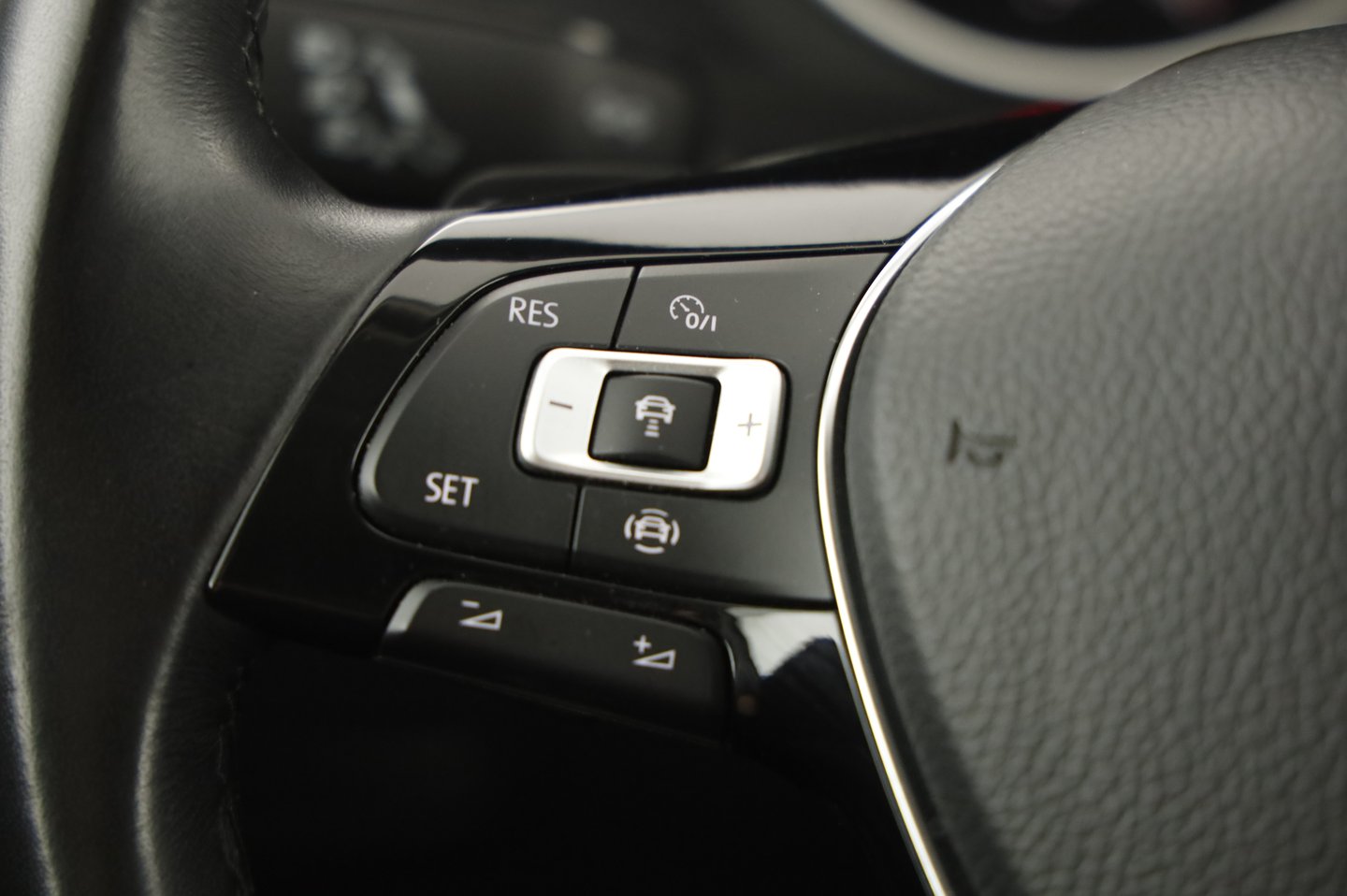 VW Tiguan Allspace Highline TSI OPF DSG | Bild 17 von 29