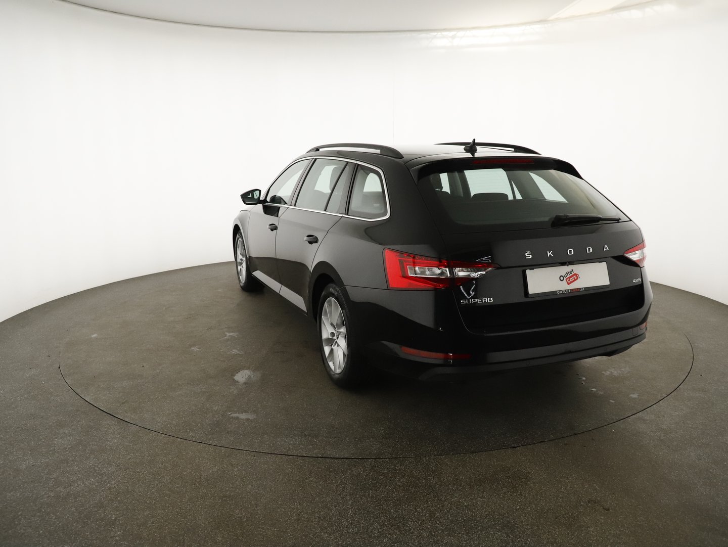 Škoda SUPERB Combi 4x4 Ambition TDI DSG | Bild 2 von 24