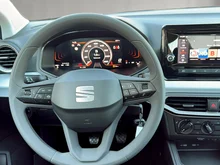 SEAT Ibiza Reference Edition 1.0 80PS in Nacht-Schwarz Metallic