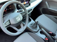 SEAT Ibiza Reference Edition 1.0 80PS in Nacht-Schwarz Metallic