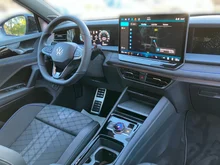 VW Tayron Sport TDI 4MOTION DSG in Grenadillschwarz Metallic