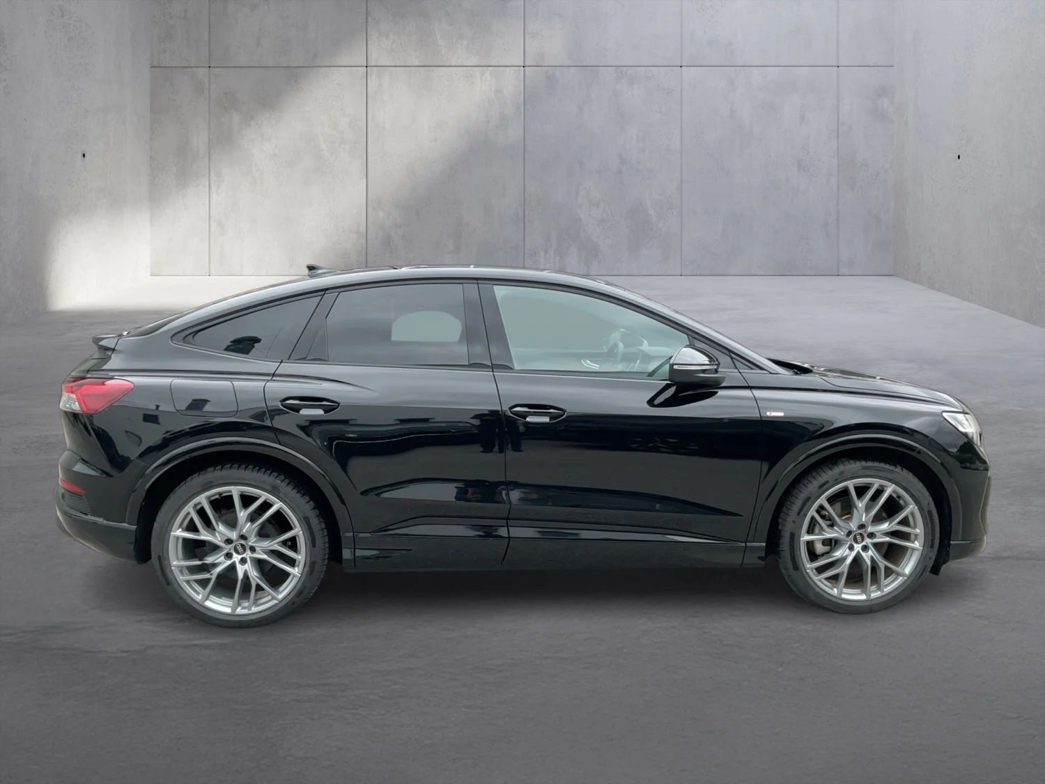 Bild eines Audi Q4 Sportback 45 e-tron quattro