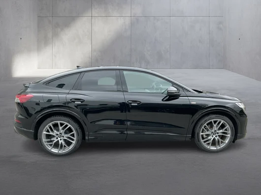 Bild eines Audi Q4 Sportback 45 e-tron quattro