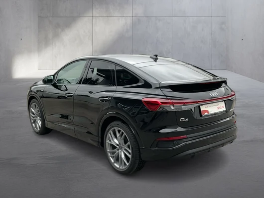 Bild eines Audi Q4 Sportback 45 e-tron quattro