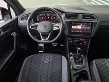 VW Tiguan R-Line TDI SCR 4MOTION DSG in Reflexsilber Metallic