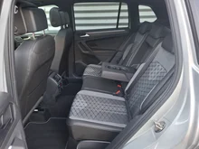VW Tiguan R-Line TDI SCR 4MOTION DSG in Reflexsilber Metallic