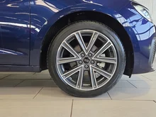 Thumbnail-Foto von Fahrzeug