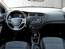 Hyundai i20 1,0 T-GDI Level 3 in schwarz - metallic