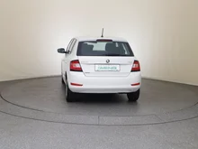 Thumbnail-Foto von Fahrzeug
