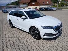 Škoda Octavia Combi Style TDI DSG in weiss - metallic