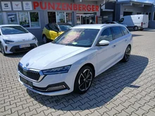 Škoda Octavia Combi Style TDI DSG in weiss - metallic