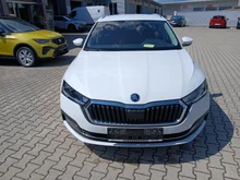 Škoda Octavia Combi Style TDI DSG in weiss - metallic