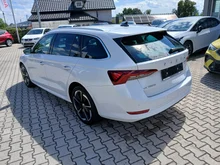 Škoda Octavia Combi Style TDI DSG in weiss - metallic