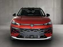 VW T-Roc Life eTSI DSG in Flame Red Dach Black Uni