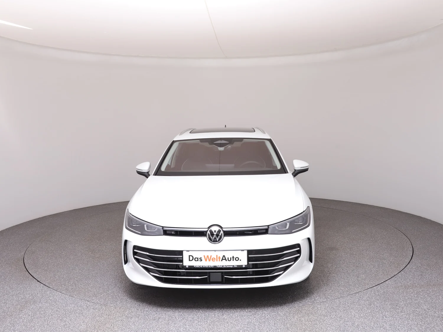 Bild eines VW Passat Variant Elegance eTSI DSG