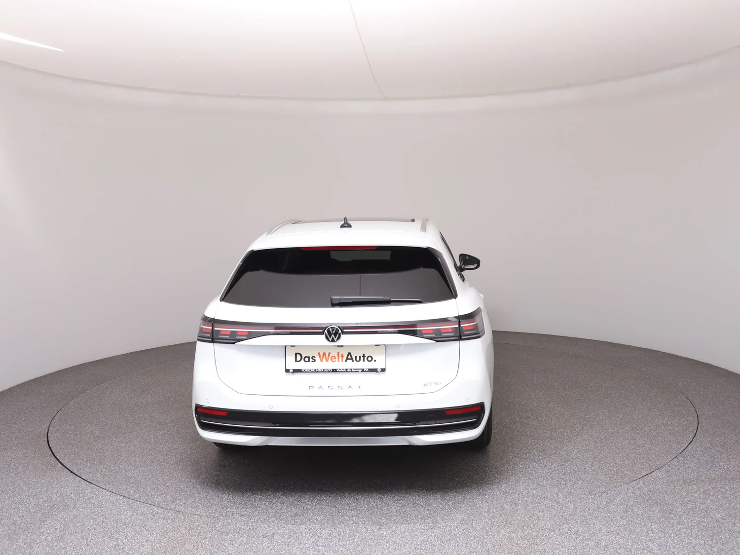 Bild eines VW Passat Variant Elegance eTSI DSG