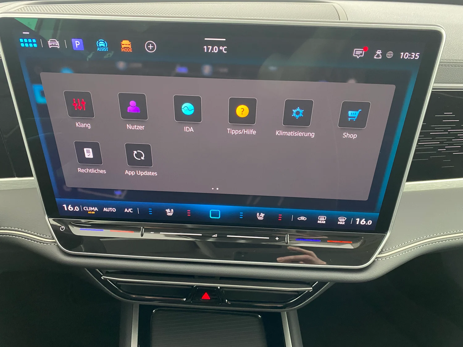 Bild eines VW Passat Variant Elegance eTSI DSG