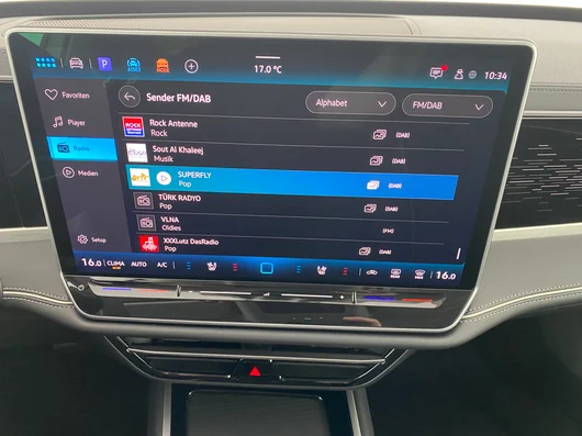 Bild eines VW Passat Variant Elegance eTSI DSG