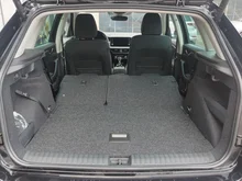 Škoda Kamiq Selection TSI ACT DSG in Black-Magic Perleffekt