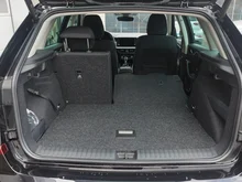 Škoda Kamiq Selection TSI ACT DSG in Black-Magic Perleffekt