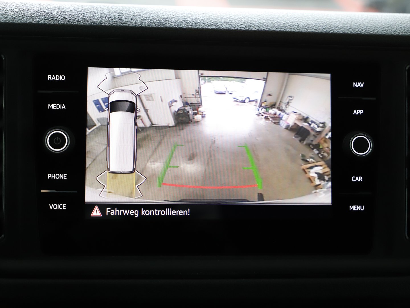 VW Crafter 35 Kastenwagen L3H3 TDI | Bild 11 von 25