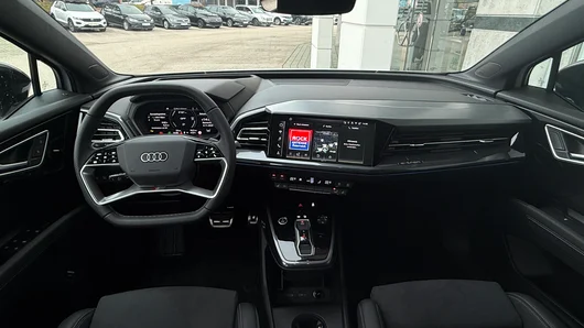 Bild eines Q4 55 e-tron quattro