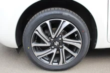 Suzuki Swift 1,2 Hybrid DualJet Allgrip Flash in Weiß Metallic Perleffekt