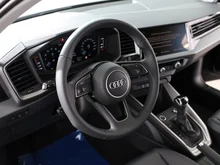 Thumbnail-Foto von Fahrzeug