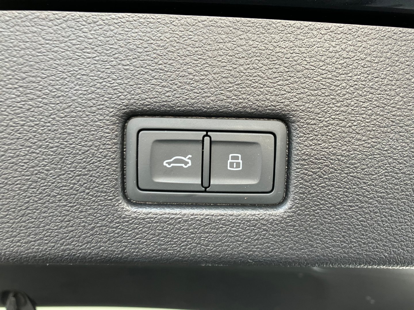 Audi A7 Sportback 40 TDI | Bild 16 von 18